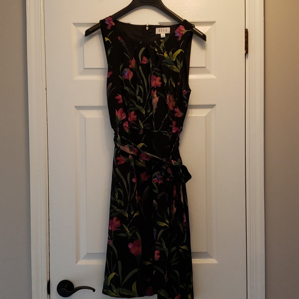 Elle black and floral dress with belt